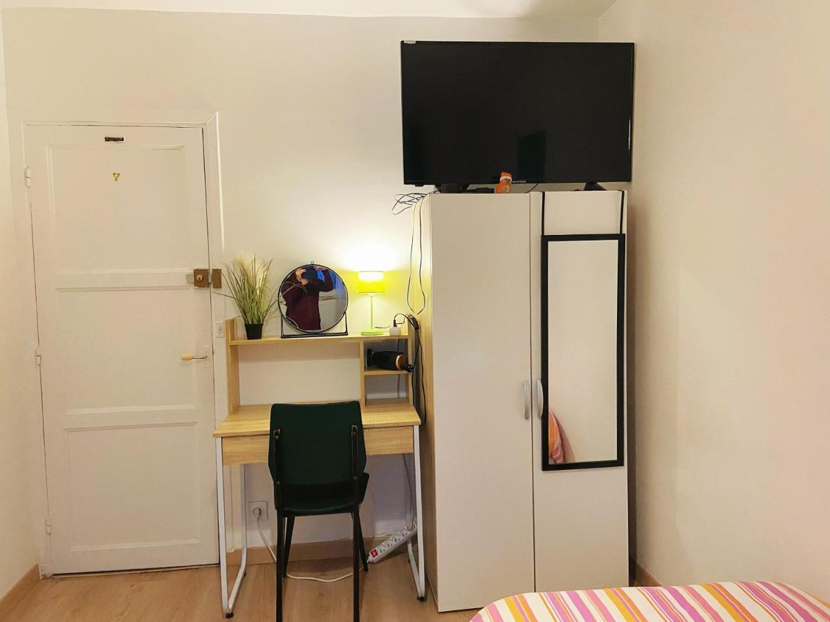Private Close To Orly Airport 20 Minutes For Eiffel Tower Séjour chez l'habitant Choisy-le-Roi