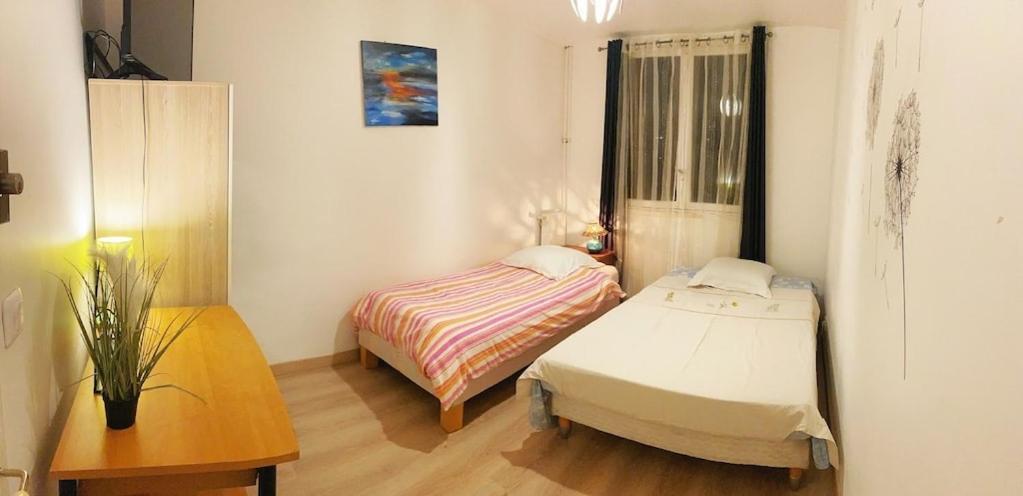 Private Close To Orly Airport 20 Minutes For Eiffel Tower *